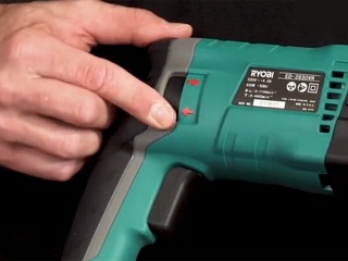 MÁY KHOAN RYOBI ED-2630VR