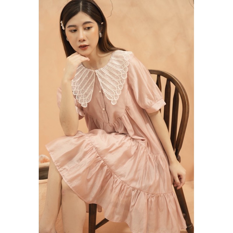 [Mã FATHANG5 giảm 10K đơn 50K] Đầm tơ nhật cổ ren | BigBuy360 - bigbuy360.vn