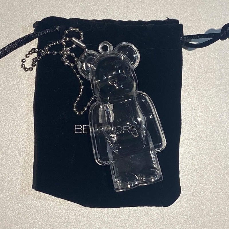 Vỏ Bảo Vệ Hộp Sạc Tai Nghe Airpods 100% Trong Suốt Kèm Móc Khóa Hình bearbrick Độc Đáo