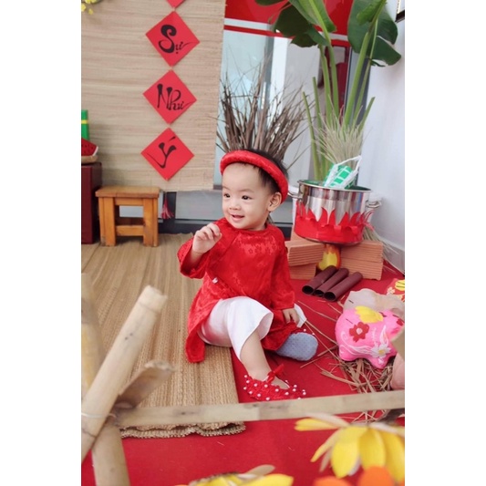 Set áo dài kèm mấn cho bé