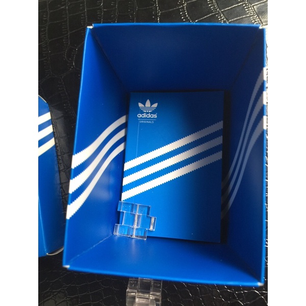Đồng hồ nam/nữ ADIDAS  độc đẹp