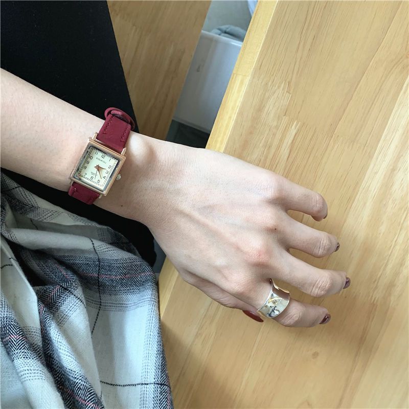 ✨Ins Đồng Hồ ins Thiết Kế ins Dành Cho Nữ Sinh Trung Học Thiết Kế Niche Hình Vuông Dành Cho Nữ Sinh Trung Học