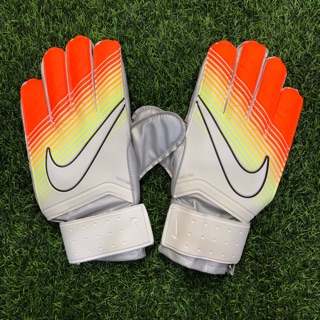 Găng tay thủ môn Nike