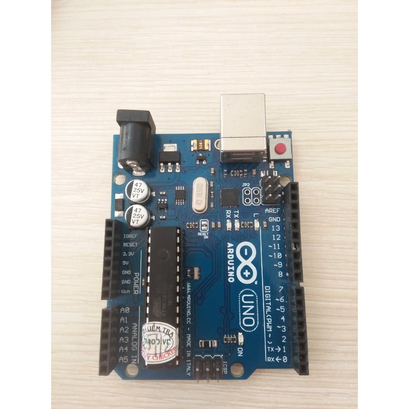 Board Arduino UNO R3 Chip Cắm ( cũ )+ Tặng Kèm Cáp USB Kết Nối