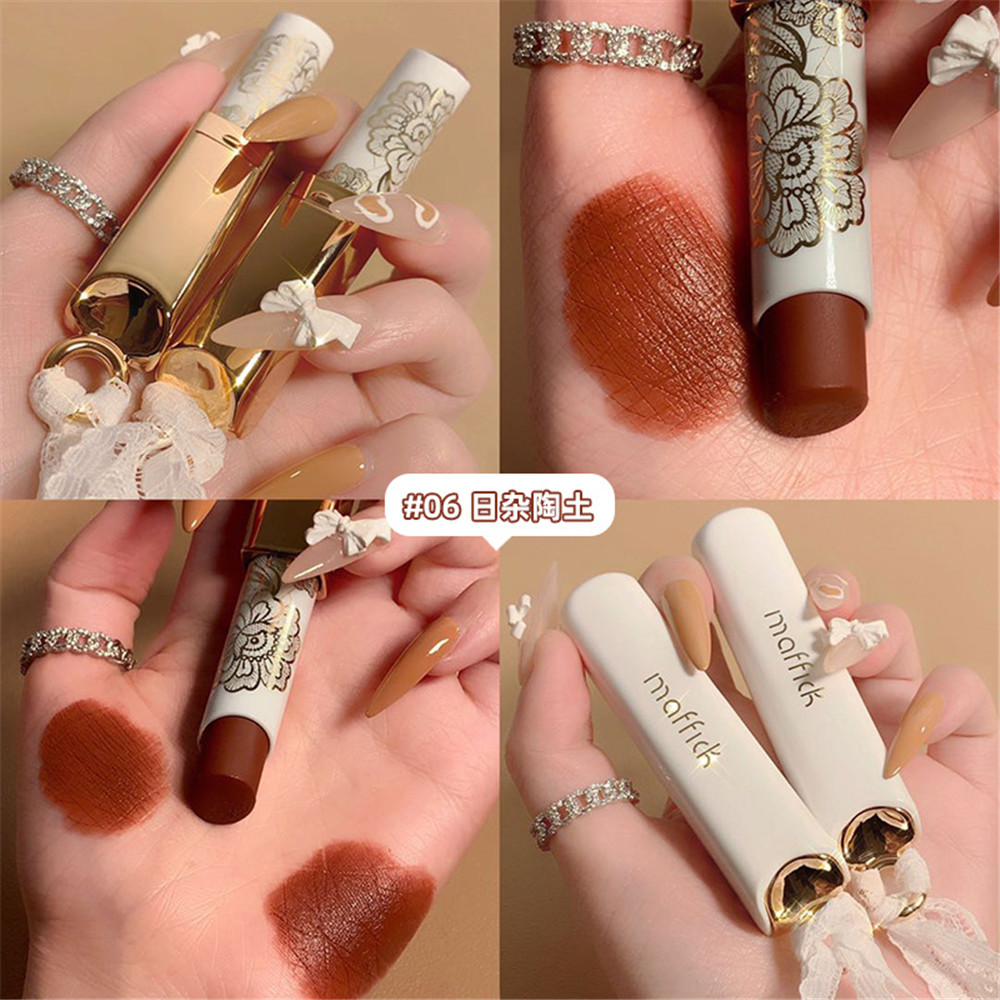 6 màu Son môi Hàn Quốc Sẵn sàng Stock Light Matte Lip Balm Bền Trắng với Ren Phổ biến Học sinh Trang điểm Làm đẹp