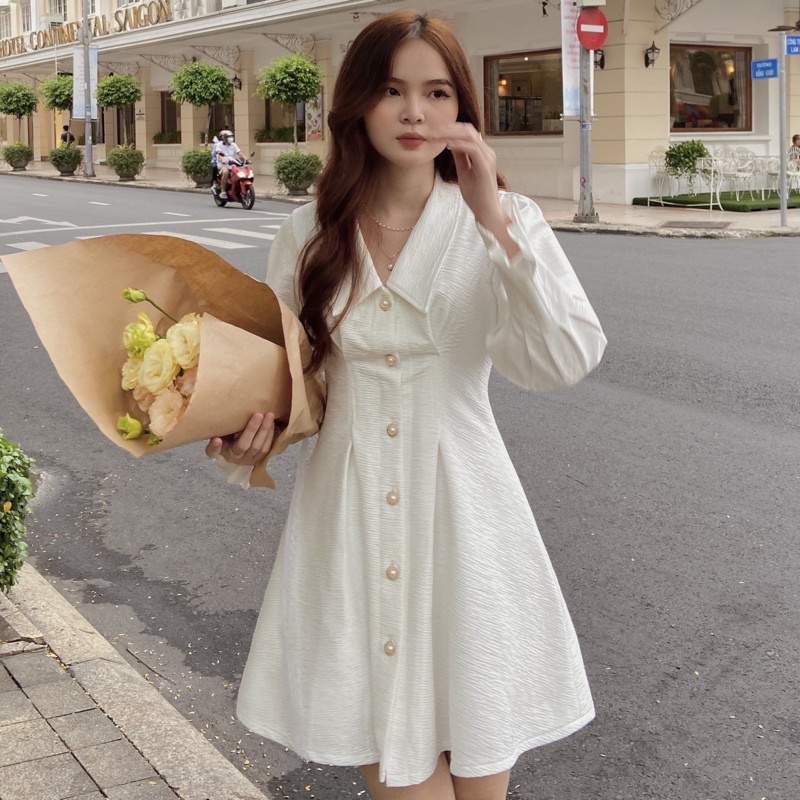 Đầm thiết kế tiểu thư LAMUSE dáng ngắn phối nút cổ điển (Pearl Dress)