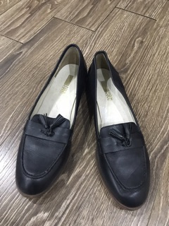 Thanh lí giày dép bigsize:  size 40 và  size 41