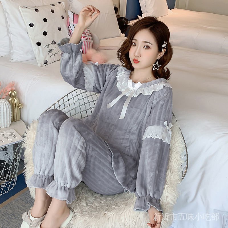 Bộ Đồ Ngủ Lông Cừu San Hô Dày Dặn Ấm Áp Dễ Thương Cho Nữ