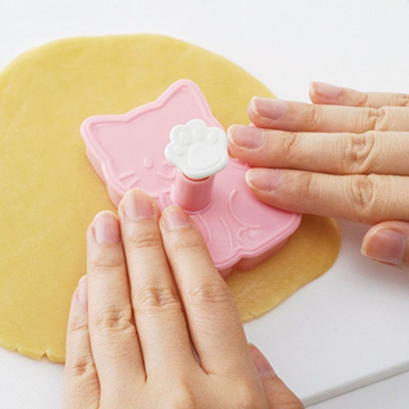 Set 3 Khuôn Cắt Bánh Quy Tạo Hình Mèo Dễ Thương