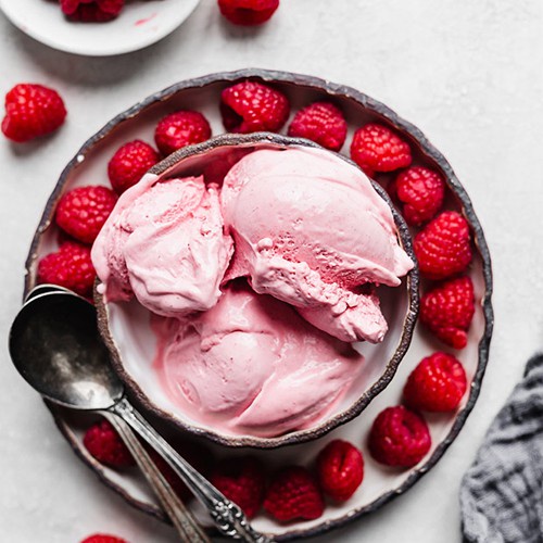 Mứt Phúc Bồn Tử Raspberry Presevers GOLDEN FARM 30G - ăn kèm kem, sinh tố, bánh mì, sandwich, trà nóng