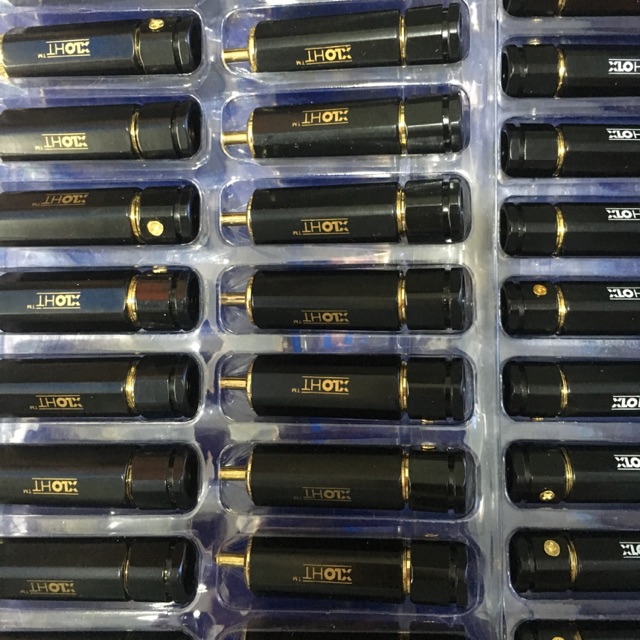 Jack av XLOHT cao cấp