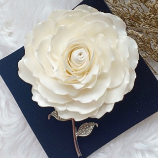 Hoa cài áo handmade đế nam châm