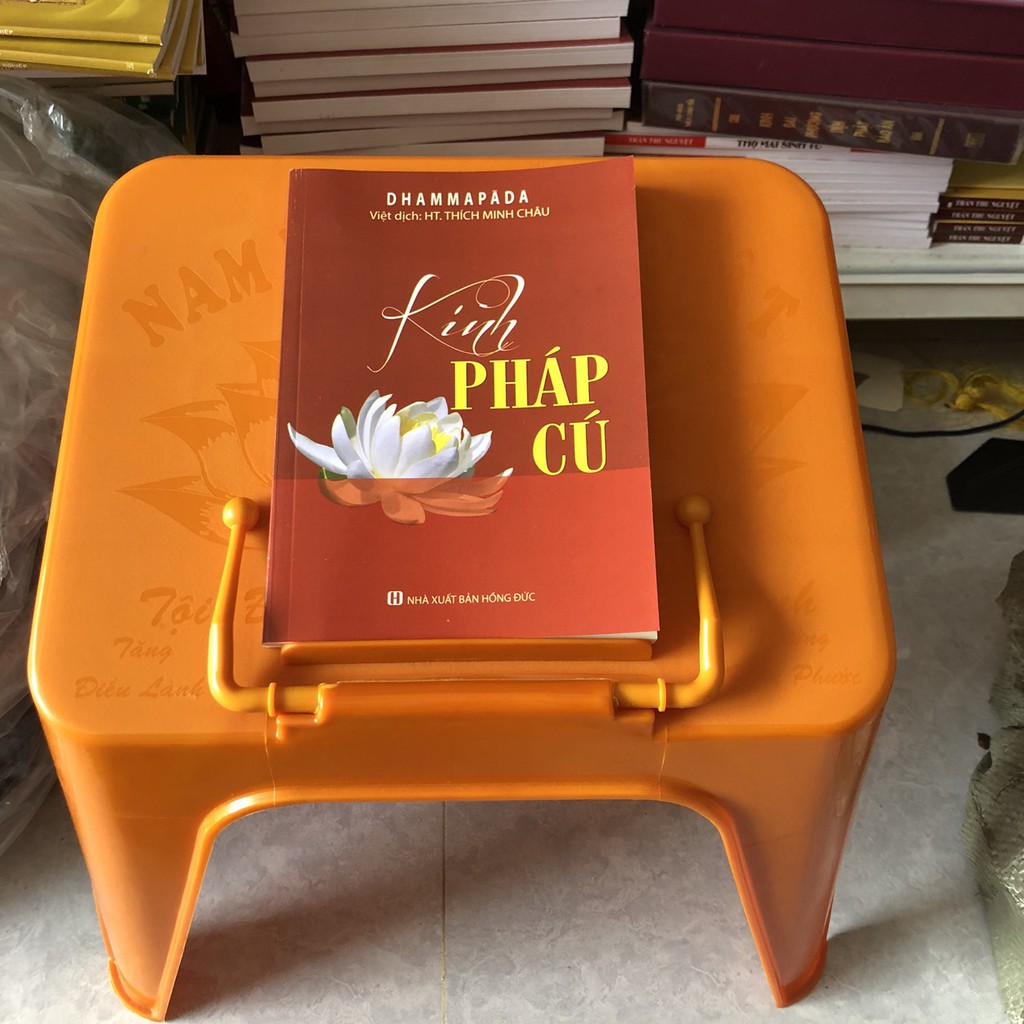 Kệ kinh pháp cú