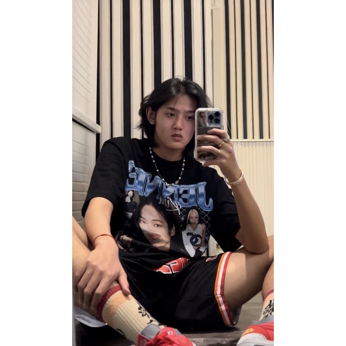 Áo Thun Vintage Rapper Hàn Quốc Jennie 1 Tay Lỡ Unisex - Đen/Trắng Cổ Tròn | Blackwork