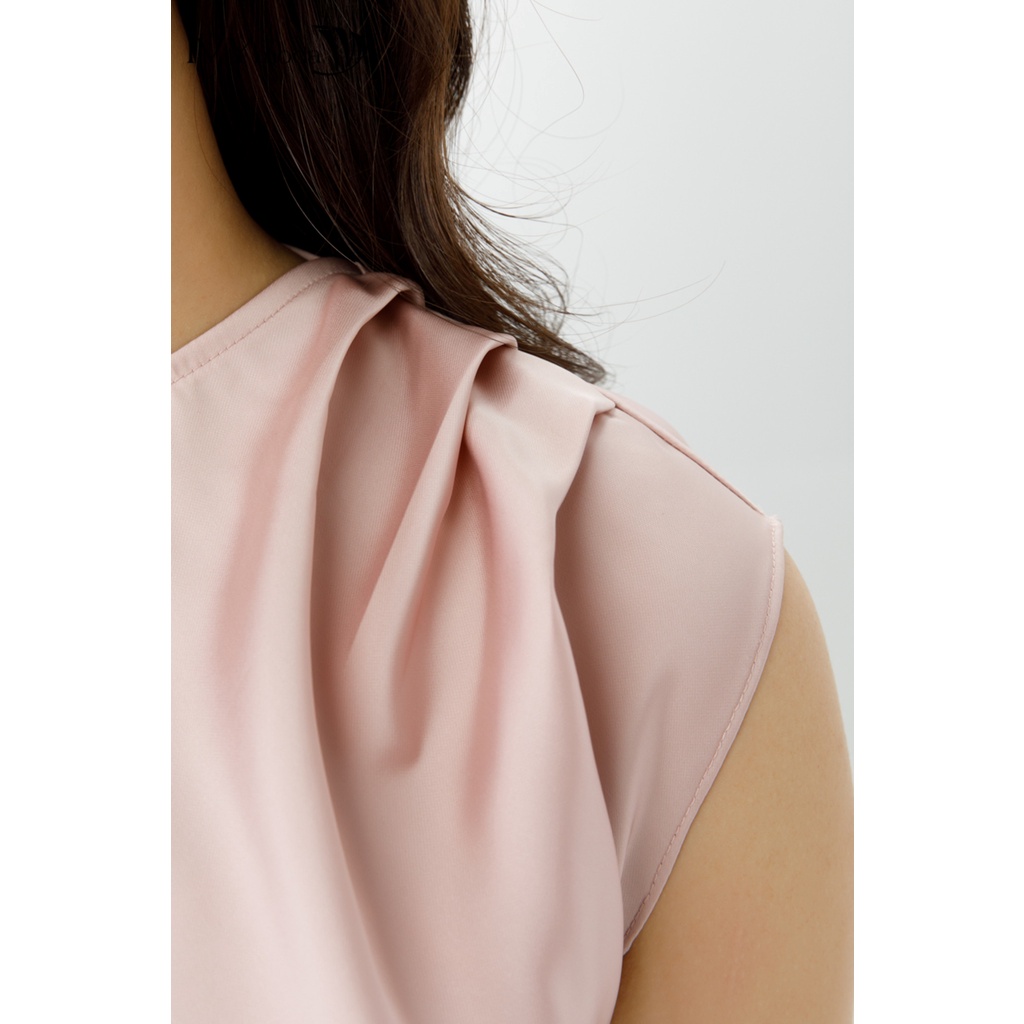 Đầm lụa cổ sau cách điệu IVY moda MS 48M7212