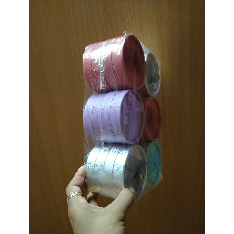 Hộp để vòng tay có nơ combo 12cai