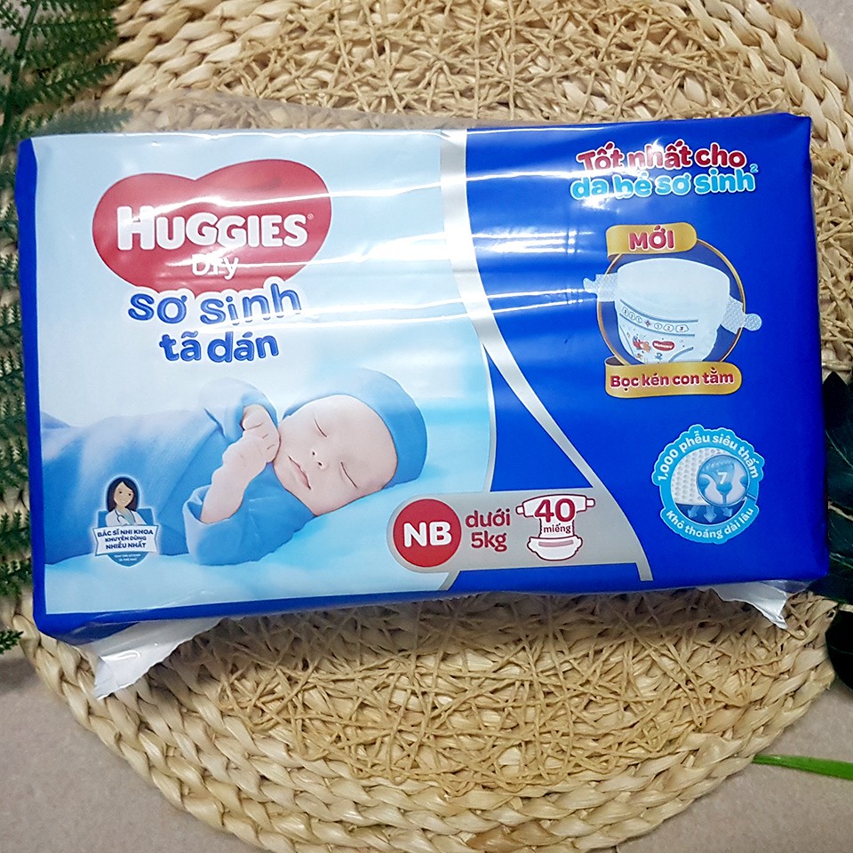 Tã Dán Sơ Sinh Huggies Newborn XS 40 Miếng ( Dưới 5kg)