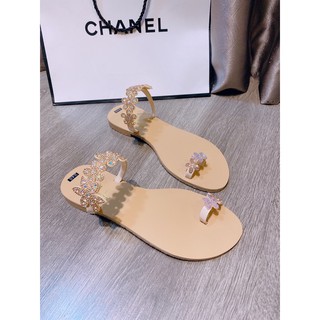 Dép xỏ ngón