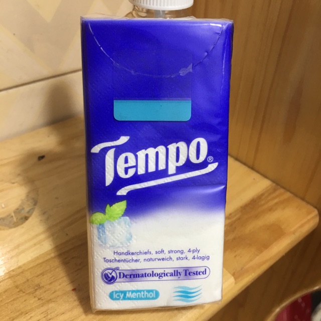 1 bịch khăn giấy Tempo Icy Menthol