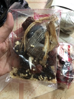 Hầm gà thuốc bắc nhiều vị 100g