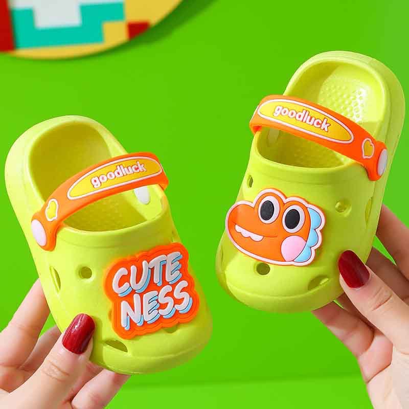 Dép cho bé gái bé trai siêu nhẹ Bunny store, sục cross phù hợp cho bé từ 1 đến 5 tuổi  đế mềm chống trơn trượt