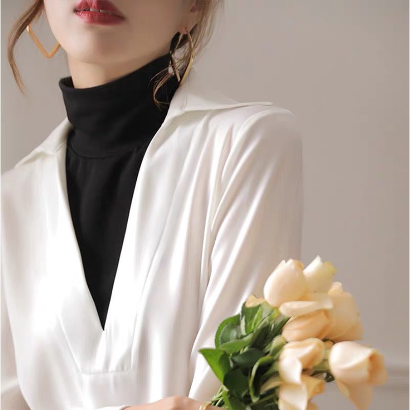 Áo sơ mi dài tay cổ V trắng xẻ sâu mix cùng áo cao cổ - áo sơ mi nữ 123