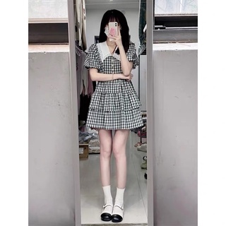 Đầm tiểu thư caro xoè