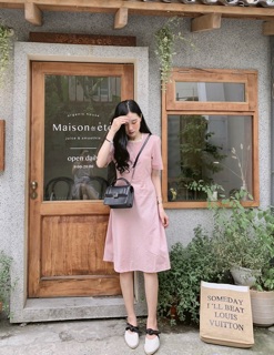 Váy cổ u ren nơ sau