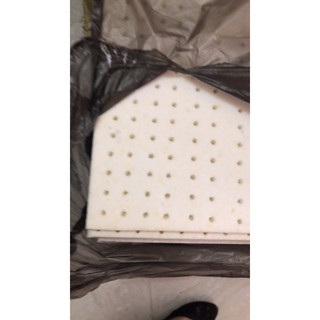 Tấm mút cầu là trắng 1500x800x10mm