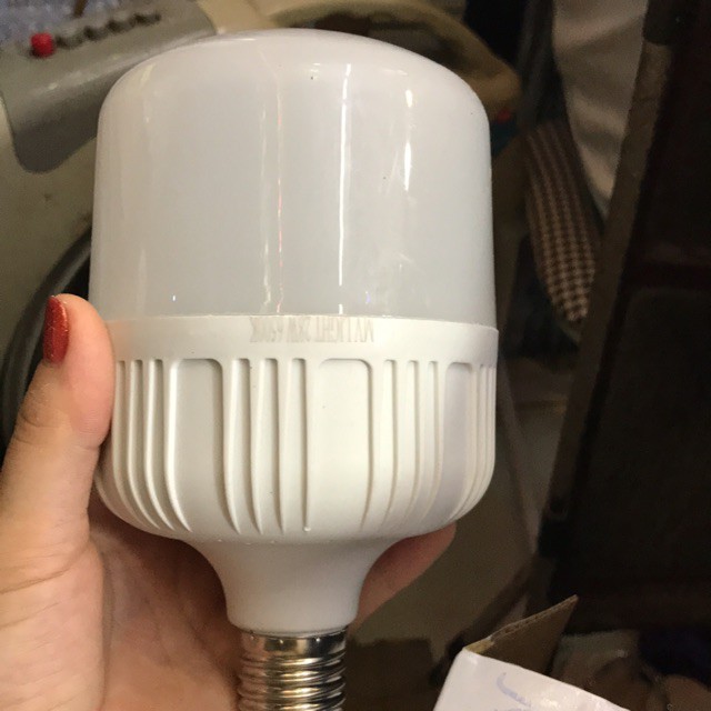 HOT-Bóng đèn led thắp sáng 30w châu âu