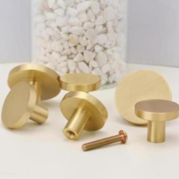 Núm Kéo Tròn Đồng - Núm Kéo Tròn Đồng dùng để sản xuất đồ nội thất, làm tay nắm ngăn kéo tủ, bàn, hộp dụng cụ...