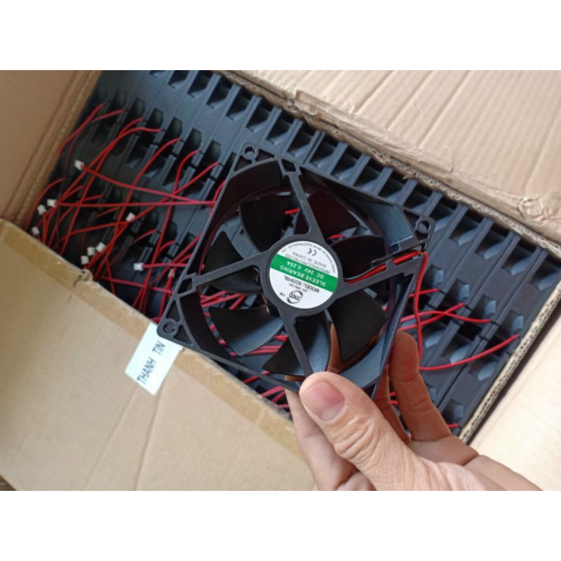 Quạt 24v tốc độ cao