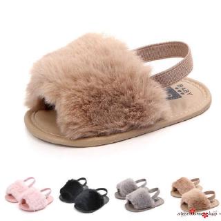 Giày sandal dễ thương cho bé gái