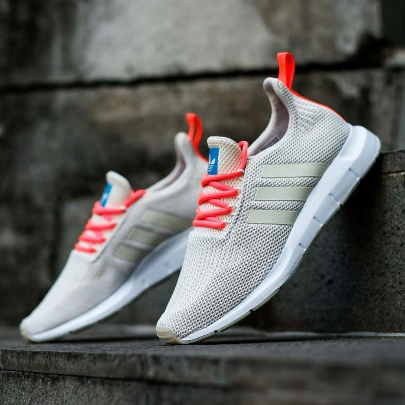 Giày Bata Adidas Swift Run Thời Trang Năng Động