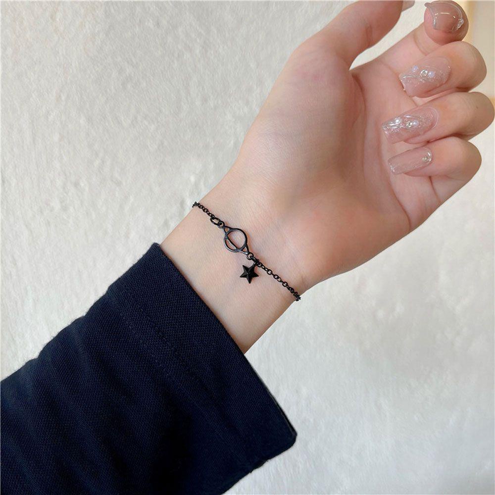 Vòng Tay Đen Đính Ngôi Sao Phong Cách Gothic Thời Trang