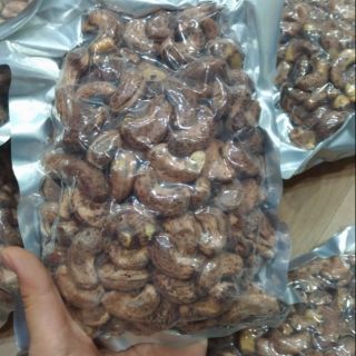 Hạt điều rang củi