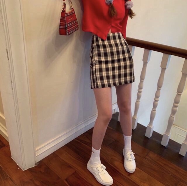 Chân váy ngắn kẻ caro nhiều màu ulzzang ( hình shop tự chụp/sẵn ) | BigBuy360 - bigbuy360.vn