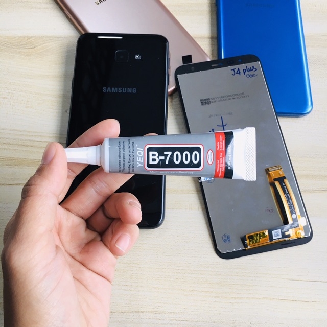 Combo Bộ Vỏ Sườn + Màn Hình Samsung J4 Core Zin Hàng Cao Cấp (Tặng tuýp keo)