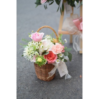 Giỏ hoa tươi, Giỏ mây mùa xuân để trưng bàn, quà tặng| May Petals