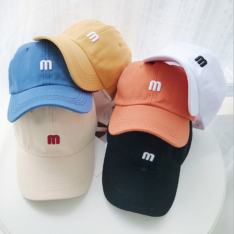Mũ lưỡi trai thêu chữ m phong cách hàn quốc