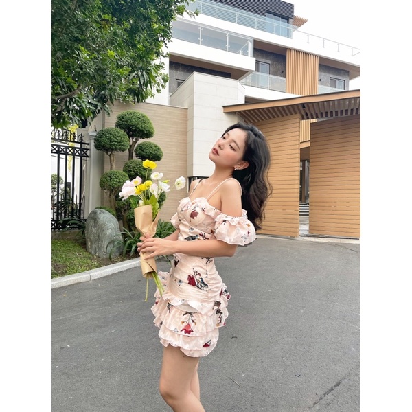 YUI DRESS đầm rúm eo Ebublio