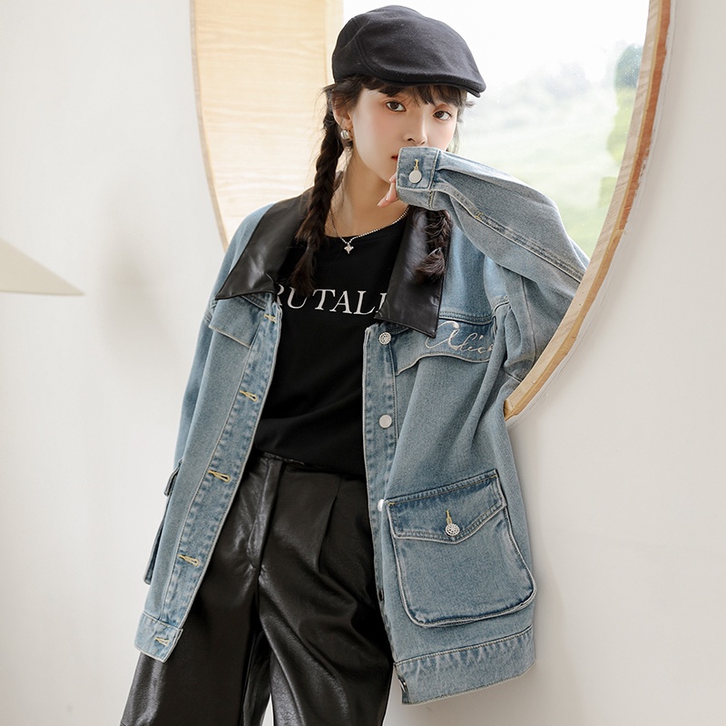 Áo khoác denim IELGY dáng rộng thêu họa tiết cá tính thời trang cho nữ