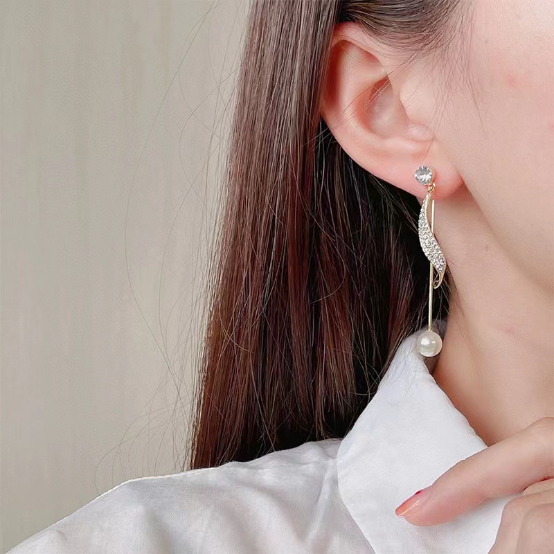 Bông Tai Dáng Dài Đính Đá Và Ngọc Trai Thời Trang Cho Nữ