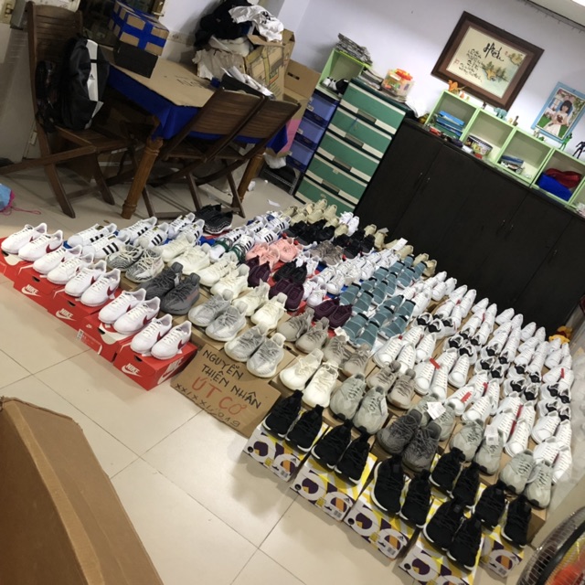 Giày Domba, NMD, Yeezy Stan Smith, Cortez, Human, Ultra Boost, Super Star.