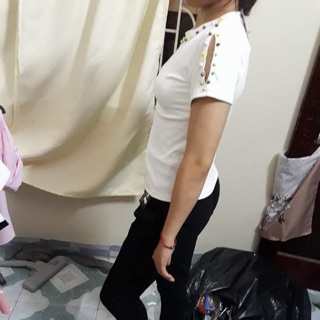 Áo phông hở vai đính đá 40-55kg