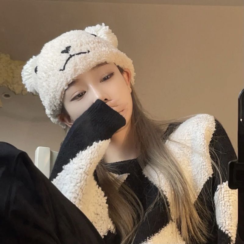 MŨ LEN THÊU MẶT GẤU ĐÁNG YÊU MẪU MỚI