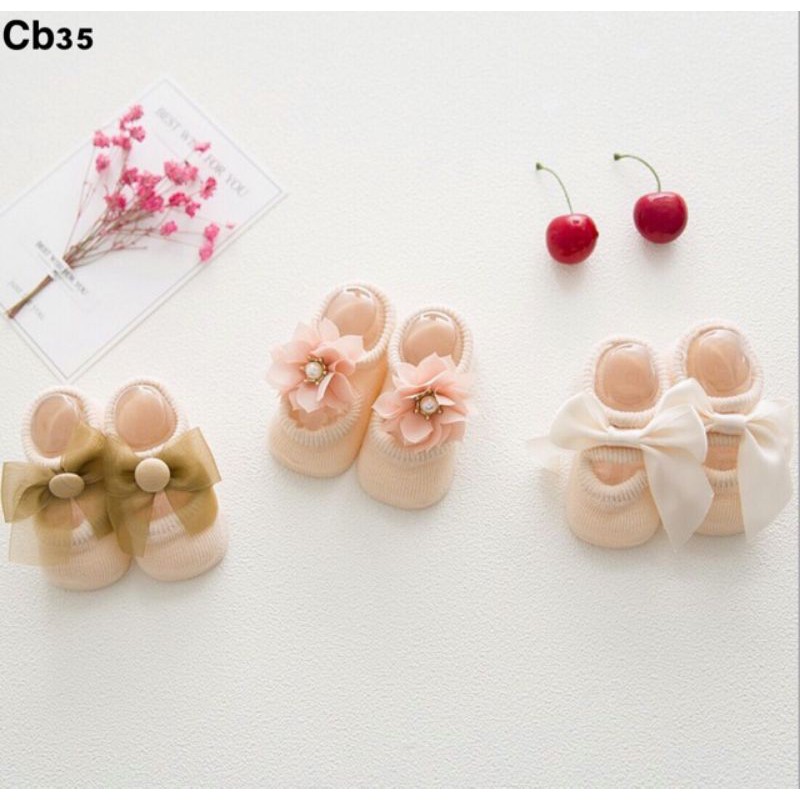 Đôi tất hài nơ len đế chống trượt nhiều màu cho bé gái