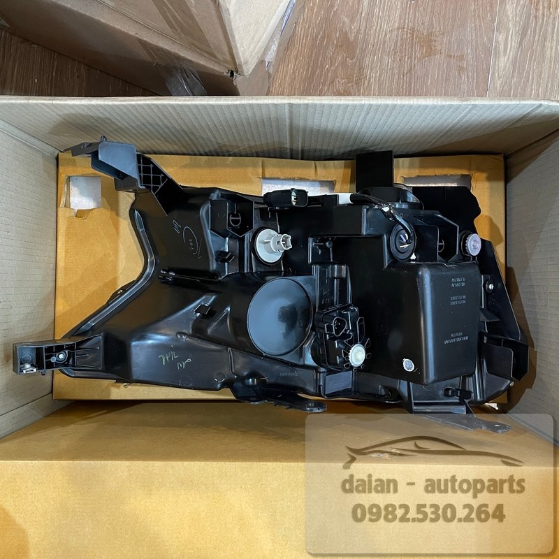 Đèn pha Ford Ranger Wildtrak Biturbo 2020 - JB3Z13008AM - JB3Z13008AH