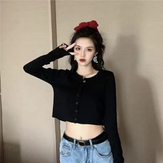 ÁO CROPTOP TAY DÀI YAN