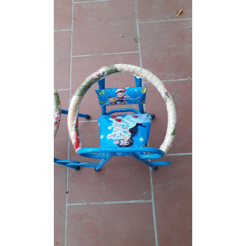 Ghế ngồi xe máy số sơn không rỉ